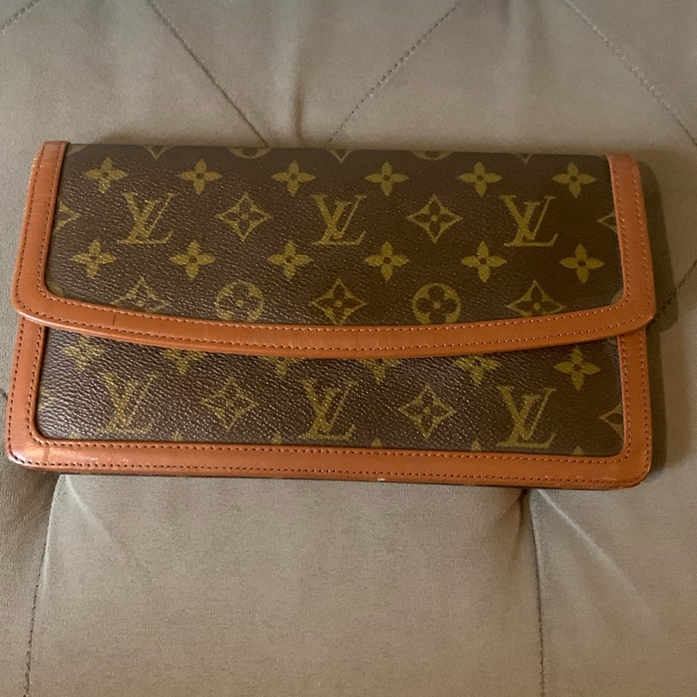Vintage LV clutches 1980